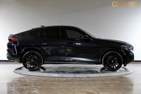 Used 2025 BMW X6 M60i w/ Executive Package image 9