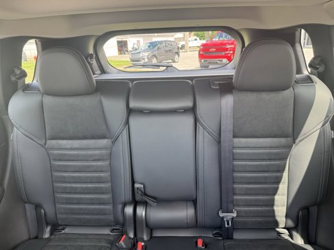 New 2025 Mitsubishi Outlander SE image 11