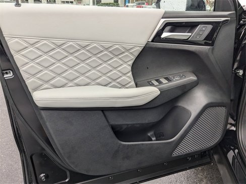 New 2025 Mitsubishi Outlander SEL image 11