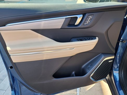 New 2026 Buick Enclave Preferred w/ Power Package image 13