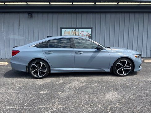 Used 2022 Honda Accord Sport image 7