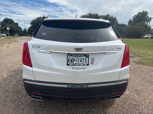 Used 2017 Cadillac XT5 Premium Luxury w/ LPO, Wheel Lock Package image 6