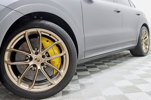 Used 2024 Porsche Cayenne S image 5