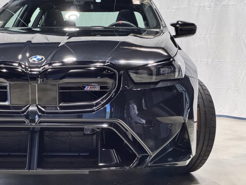 New 2026 BMW M5 w/ Executive Package image 3