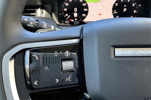 Used 2024 Land Rover Discovery Sport S image 23