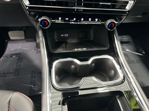 New 2026 Chevrolet Traverse RS image 21