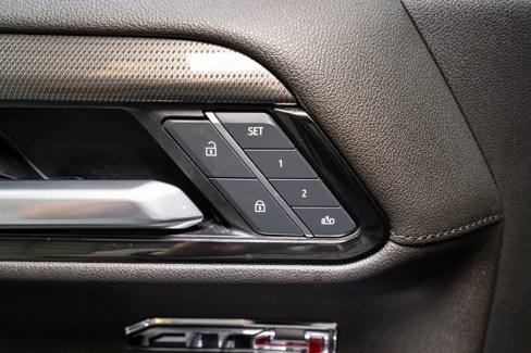 Used 2025 GMC Sierra 1500 AT4 w/ AT4 Premium Package image 15
