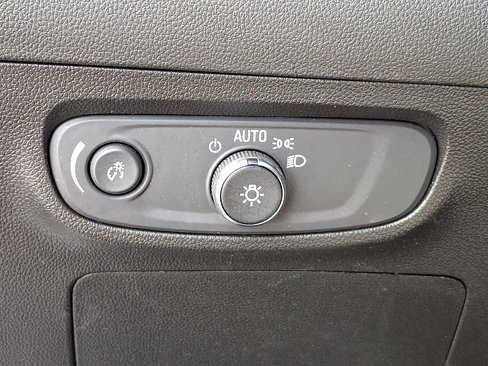 Used 2024 Buick Encore GX Avenir w/ Avenir Technology Package image 28