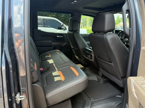 Used 2022 GMC Sierra 1500 AT4 w/ AT4 Preferred Package image 11