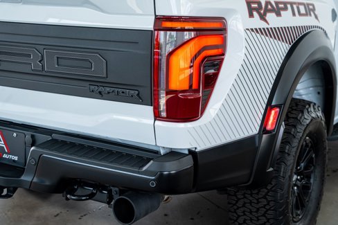 Used 2025 Ford F150 Raptor image 29