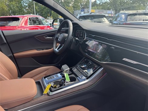 Certified 2025 Audi Q8 Premium Plus image 31