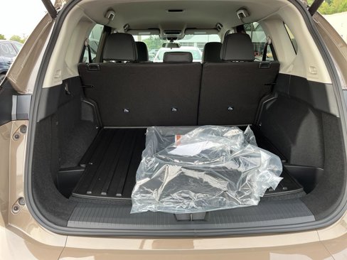 New 2026 Nissan Rogue SV image 9