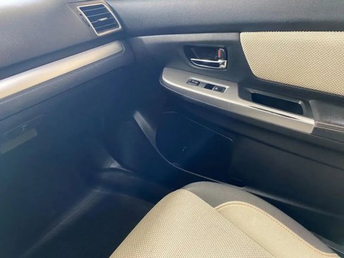 Used 2017 Subaru Crosstrek 2.0i Premium w/ Moonroof Package image 27