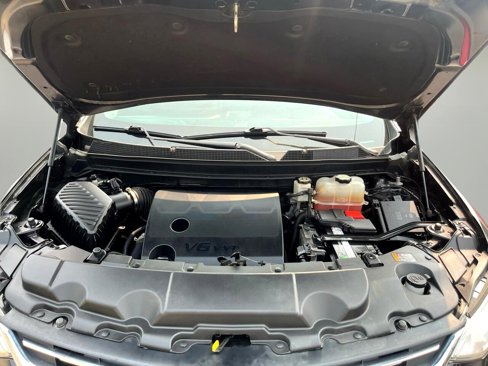 Used 2019 Chevrolet Traverse LT image 25