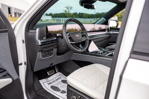 Used 2025 Cadillac Escalade V image 34