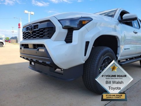 New 2025 Toyota Tacoma TRD Sport image 16
