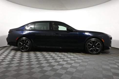 New 2026 BMW i7 xDrive60 image 8