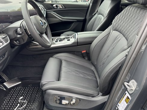 New 2026 BMW X7 M60i image 13