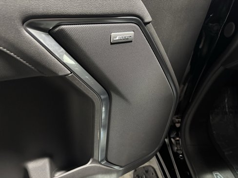 New 2025 GMC Sierra 2500 SLT w/ SLT Premium Package image 18