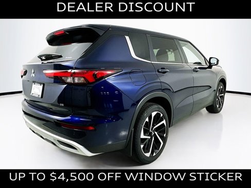 New 2024 Mitsubishi Outlander SE image 7