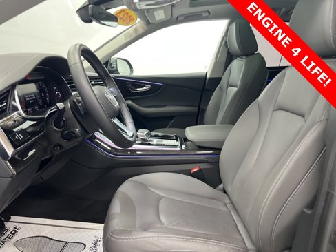 Used 2023 Audi Q8 Prestige image 9