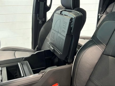 New 2025 RAM 2500 Limited image 18