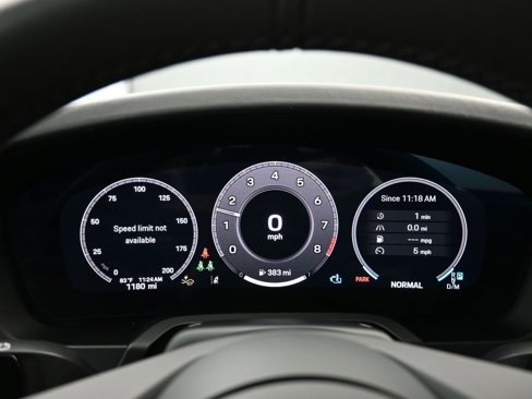 Certified 2025 Porsche 911 Carrera image 7