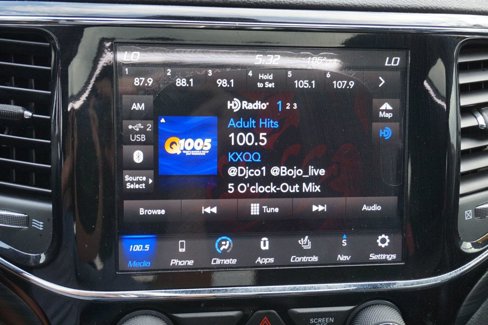 Used 2020 Jeep Grand Cherokee Altitude image 29