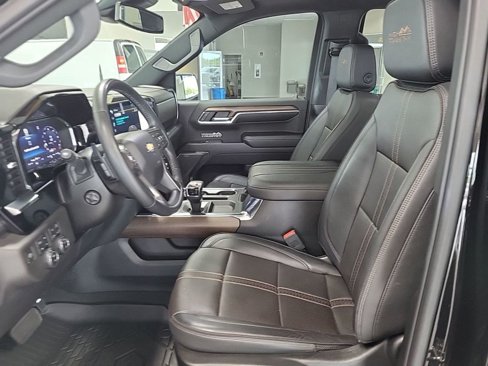 Used 2024 Chevrolet Silverado 1500 High Country image 6