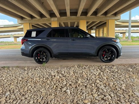 Used 2021 Ford Explorer ST w/ Equipment Group 401A image 2