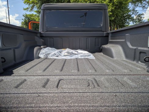 New 2025 Jeep Gladiator Rubicon image 22