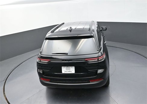 New 2025 Jeep Grand Cherokee Limited w/ Black Appearance Package image 14