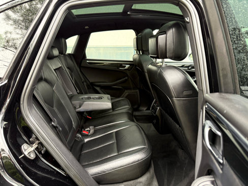 Used 2016 Porsche Macan S image 27