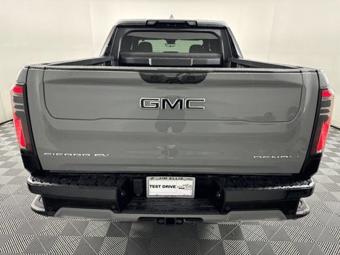 New 2025 GMC Sierra EV Denali image 7