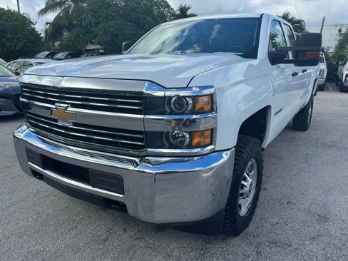 Used 2018 Chevrolet Silverado 2500 W/T w/ WT Convenience Package image 3