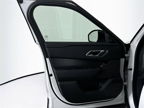 Used 2026 Land Rover Range Rover Velar S image 11