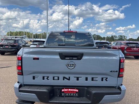 New 2026 Nissan Frontier SV image 3