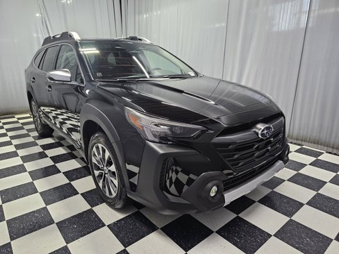 New 2025 Subaru Outback Touring XT image 3