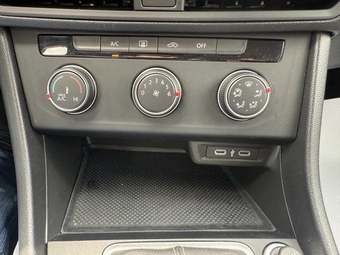 Used 2024 Volkswagen Jetta S image 29