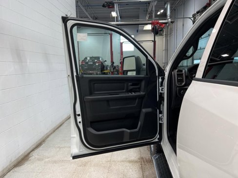 New 2024 RAM 2500 Tradesman w/ Towing Technology Group image 9