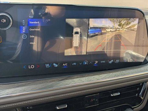 New 2026 Chevrolet Suburban High Country image 12