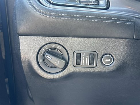 Used 2023 Dodge Challenger GT w/ Plus Package image 20