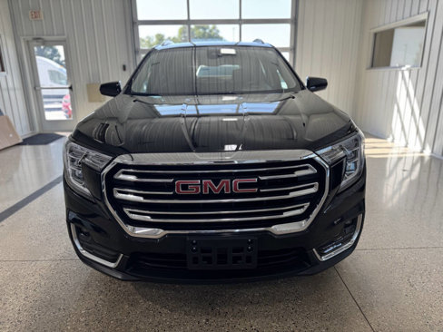 Used 2024 GMC Terrain SLT image 36