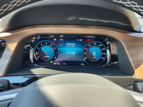 New 2026 Volkswagen Atlas SE image 25