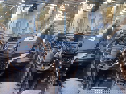 Used 2017 Ford Escape SE image 25