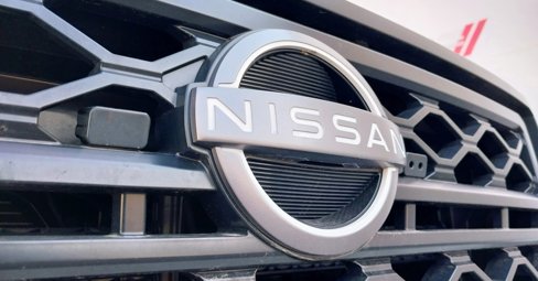 Used 2024 Nissan Frontier S w/ S Utility Package image 2