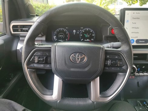 Used 2024 Toyota Tacoma TRD Off-Road image 11