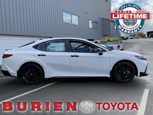 New 2026 Toyota Camry Hybrid w/ Multimedia Upgrade Package image 6