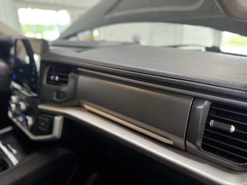 Used 2024 Ford Expedition XLT image 44