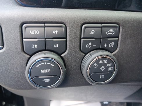 New 2025 Chevrolet Silverado 2500 LTZ w/ LTZ Convenience Package image 32